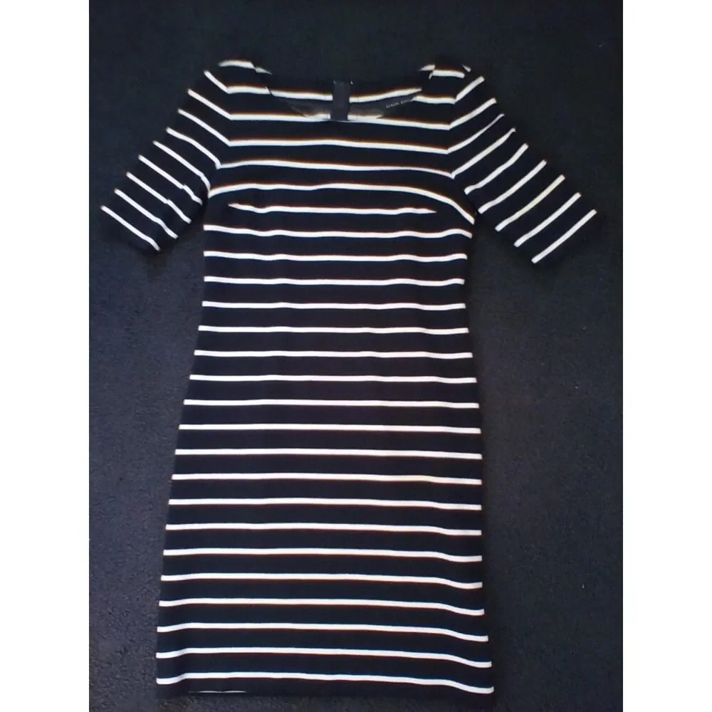 Banana Republic Bodycon Dress Womens 0 Black White Striped Short Sleeve Zip Back